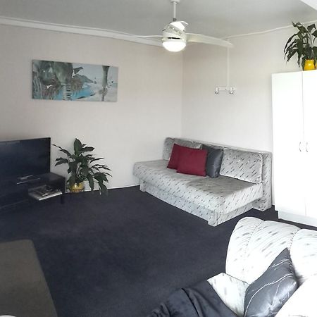 מנגונווי Esquire Motel מראה חיצוני תמונה